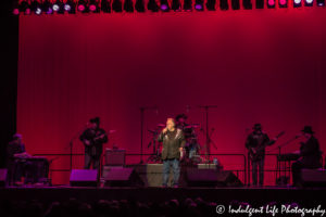 Country music star Gene Watson and band at Star Pavilion inside Ameristar Casino Hotel on January 27, 2017, Kansas City concert photography.