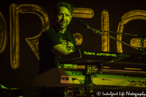 Keyboardist Michael Bluestein of Foreigner live at Starlight Theatre in Kansas City, MO on August 15, 2017 | Foreigner 40th Anniversary Tour