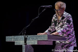 Foreigner's Mick Jones performing live at Starlight Theatre in Kansas City, MO on August 15, 2017 | Foreigner 40th Anniversary Tour