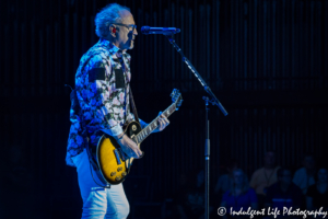 Foreigner founding member Mick Jones live at Starlight Theatre in Kansas City, MO on August 15, 2017 | Foreigner 40th Anniversary Tour