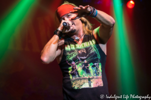 Bret Michaels addressing his legion of fans during his sold out concert at Star Pavilion inside of Amerstar Casino Hotel Kansas City on November 11, 2017 | Ameristar Casino Events - Bret Michaels Band - Veterans Day 2017