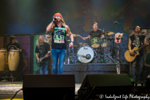 Bret Michaels finishing off "Sweet Home Alabama" during his sold out concert at Star Pavilion inside of Amerstar Casino in Kansas City, MO on November 11, 2017 | Ameristar Casino Events - Bret Michaels Tour - Veterans Day 2017