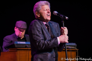 Peter Cetera live in concert singing "One Good Woman" with Big Woody on the synthesizer at Kauffman Center for the Performing Arts in Kansas City, MO on February 18, 2018.