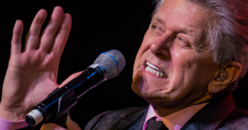 Peter Cetera performed live at Muriel Kauffman Theatre inside of Kauffman Center for the Performing Arts in Kansas City, MO on Sunday, February 18, 2018.