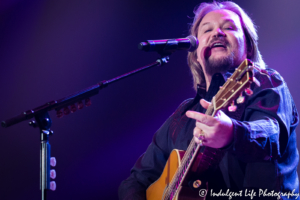 Country music artist Travis Tritt live in concert at Ameristar Casino in Kansas City, MO on April 27, 2018.