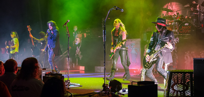 Alice Cooper brought his Paranormal Evening tour to Kauffman Center for the Performing Arts in Kansas City, MO on August 6, 2018.