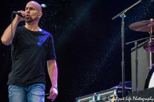 Jason Bonham's Led Zeppelin Experience frontman James Dylan performing at Starlight Theatre in Kansas City, MO on July 17, 2018.