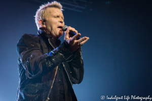 Billy Idol live in concert performing Generation X song "Dancing with Myself" at Uptown Theater in Kansas City, MO on September 21, 2018.