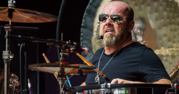 Jason Bonham's Led Zeppelin Evening comes to Uptown Theater in Kansas City, MO on November 13, 2018.