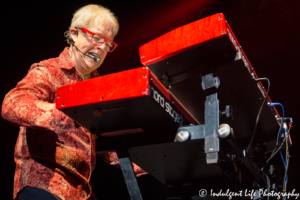 Shooting Star keyboard player Dennis Laffoon performing live at Ameristar Casino's Star Pavilion in Kansas City, MO on January 19, 2019.