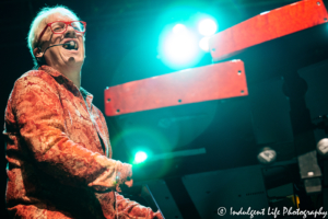 Dennis Laffoon of Shooting Star performing live on the keyboards at Ameristar Casino Hotel Kansas City on January 19, 2019.