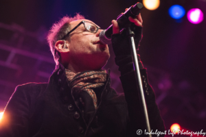 Lead singer Robin Wilson of the Gin Blossoms live in concert at Ameristar Casino's Star Pavilion in Kansas City, MO on January 25, 2018.