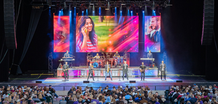 Chicago performed live at Starlight Theatre in Kansas City, MO on May 19, 2019.