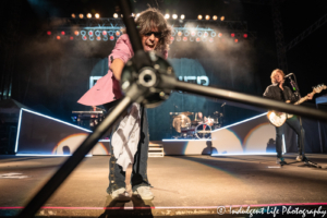 Foreigner frontman Kelly Hansen opening the show at the Missouri State Fair's Pepsi Grandstand in Sedalia, MO on August 16, 2019.