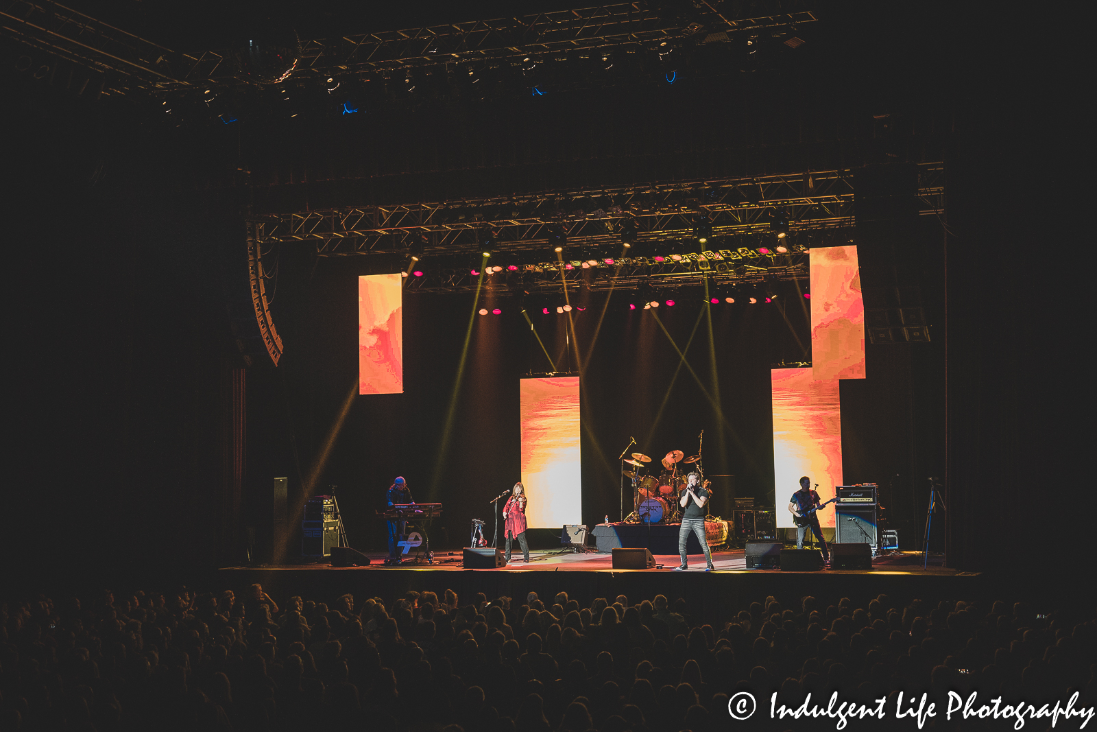 Shooting Star performing "Summer Sun" live in concert at Star Pavilion inside of Ameristar Casino in Kansas City, MO on April 9, 2022.