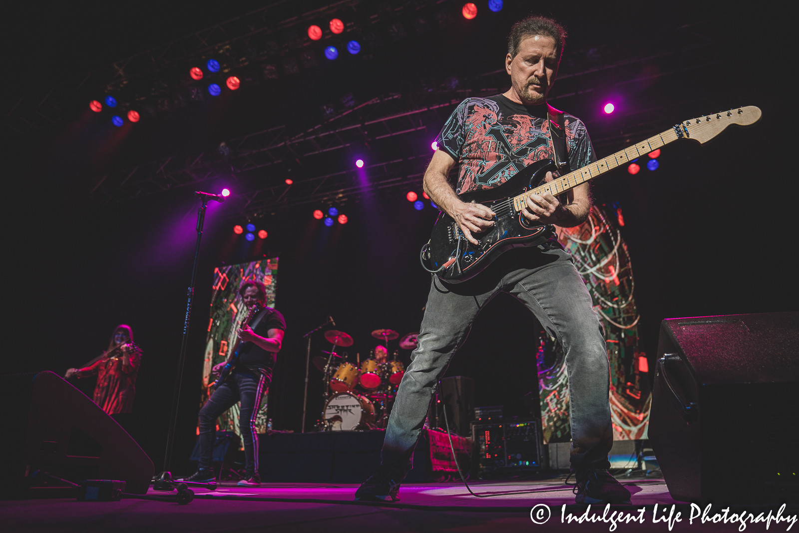 Guitarist Chet Galloway performing with Shooting Star band members Janet Jameson, Todd Pettygrove and Steve Thomas at Star Pavilion inside of Ameristar Casino in Kansas City, MO on April 9, 2022.