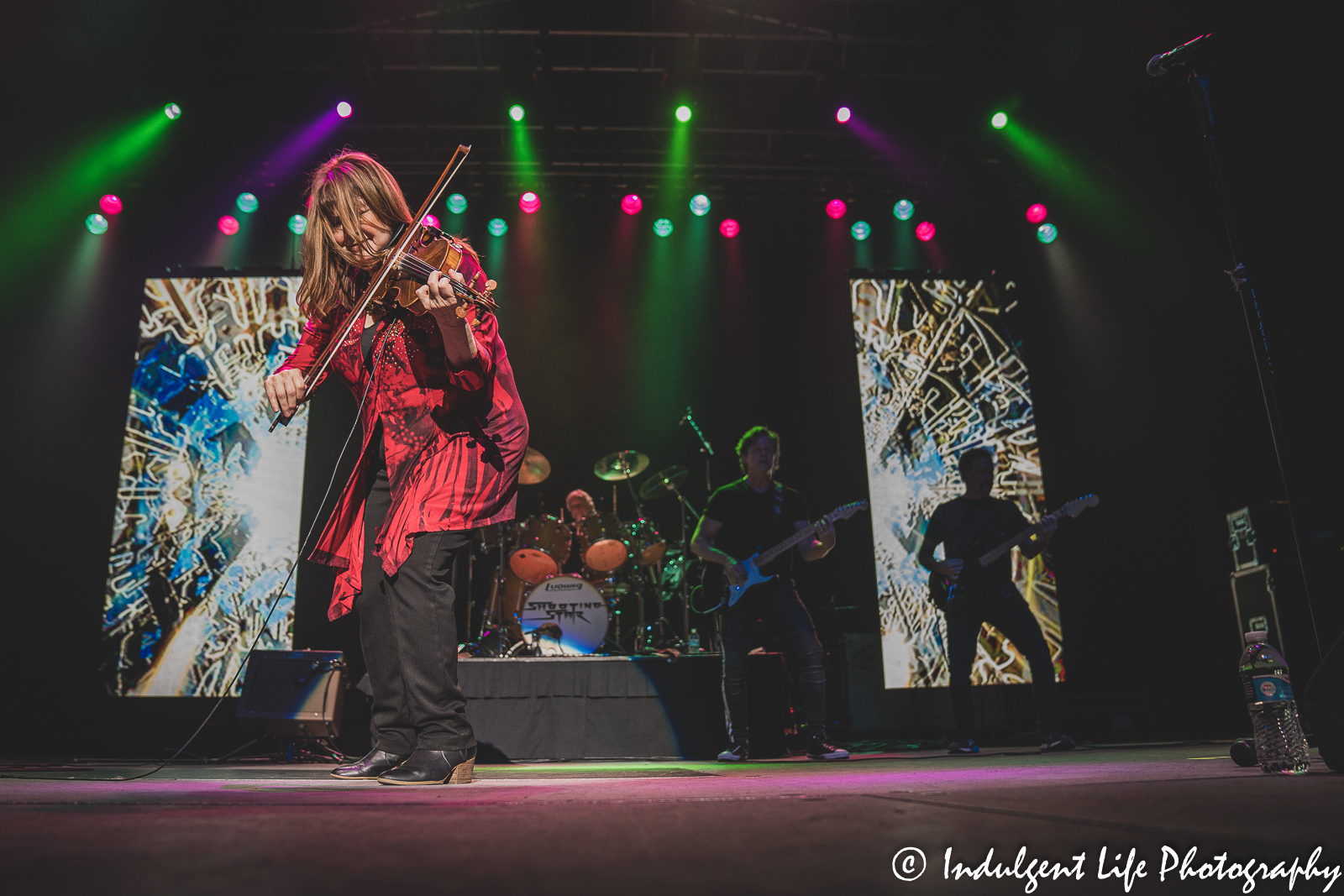 Shooting Star violinist Janet Jameson performing live at Star Pavilion inside of Ameristar Casino in Kansas City, MO on April 9, 2022.