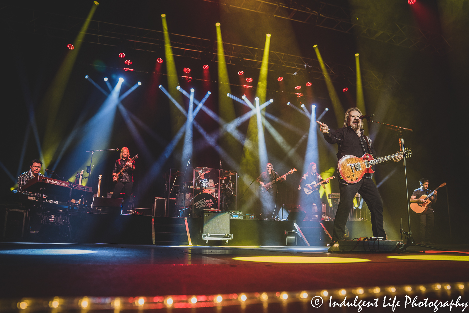 Travis Tritt performing "Put Some Drive in Your Country" at Ameristar Casino in Kansas City, MO on December 10, 2022.
