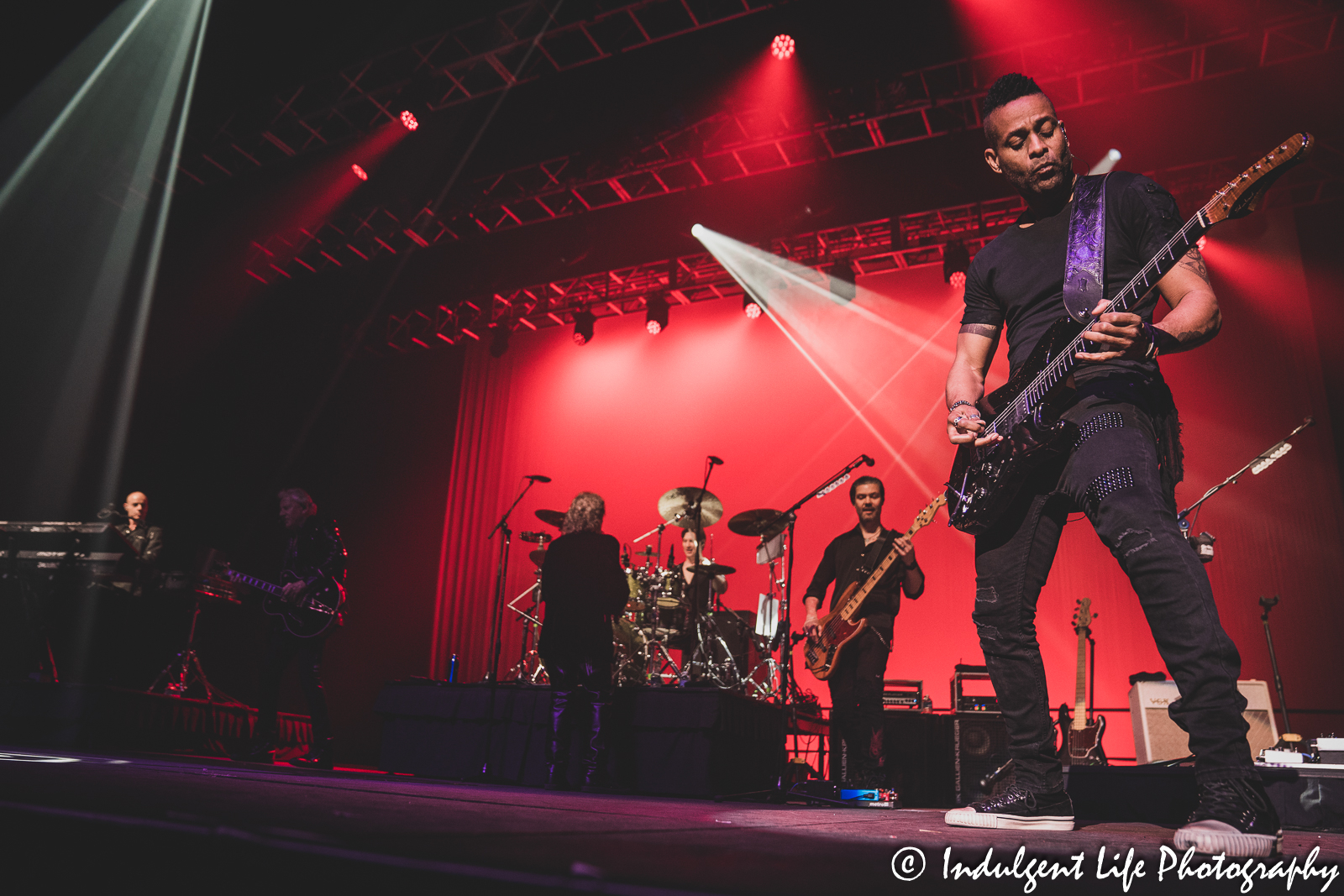 Air Supply guitarist Aaron McLain performing live in concert with the soft rock duo at Star Pavilion inside of Ameristar Casino in Kansas City, MO on May 5, 2023.