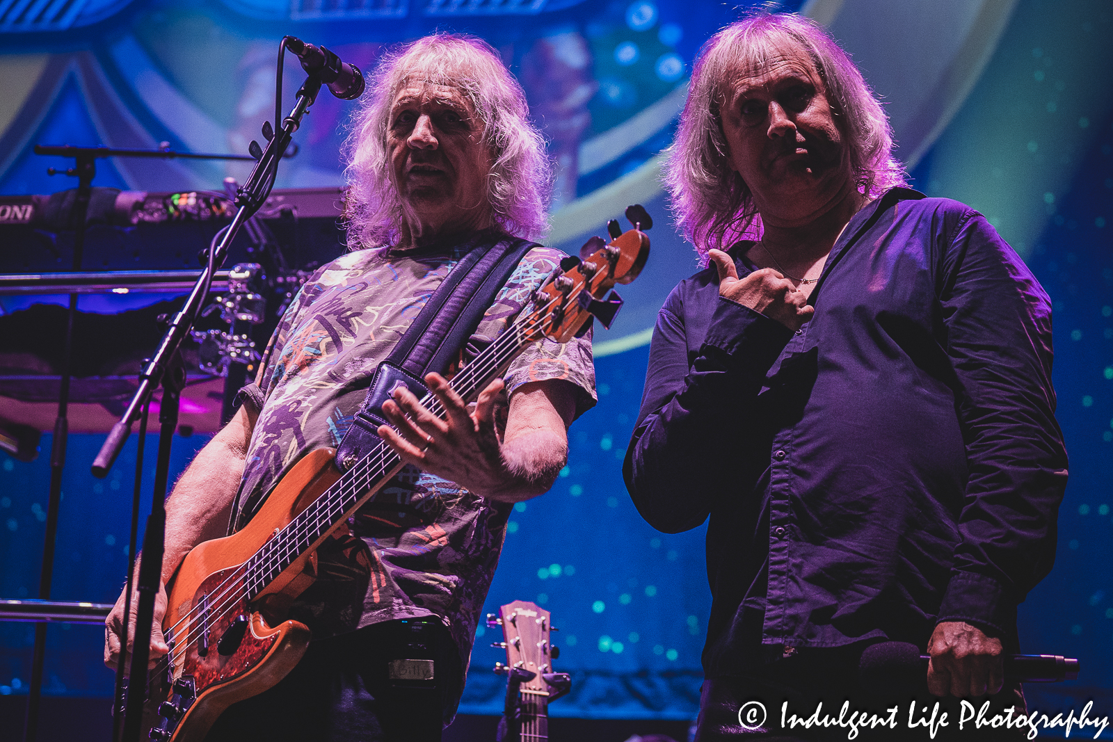Kansas bass player Billy Greer and frontman Ronnie Platt in concert together at Midland Theatre in downtown Kansas City, MO on July 27, 2023.
