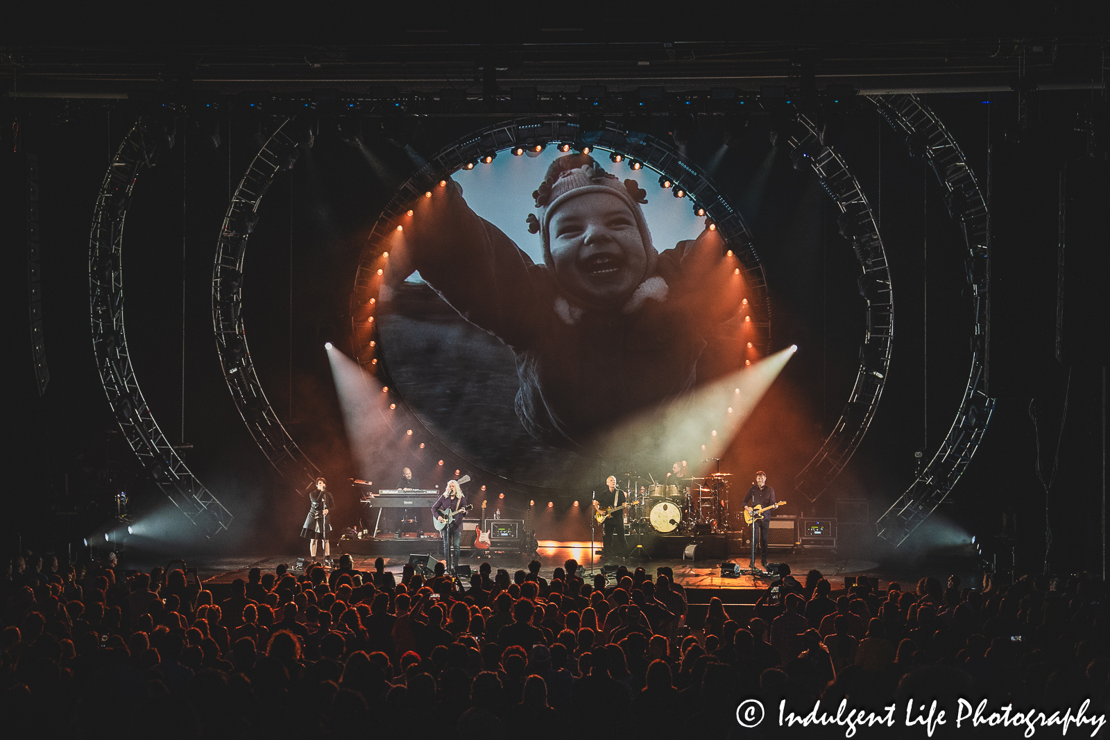 Tears for Fears opening its concert at Starlight Theatre in Kansas City, MO with "No Small Thing" from its "The Tipping Point" album on July 14, 2023.