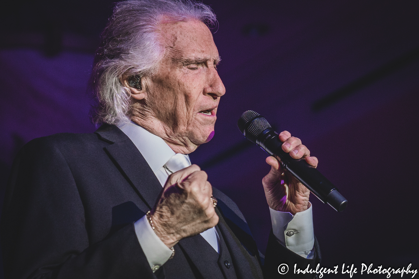 The Righteous Brothers founding member Bill Medley belting out a note at Prairie Band Casino in Mayetta, KS on June 29, 2023.