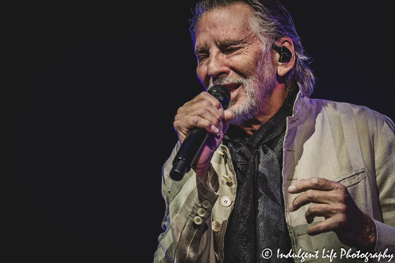 Kenny Loggins singing "Heart to Heart" live in concert at The Family Arena in St. Charles, MO during his "This Is It!" farewell tour stop on August 17, 2023.