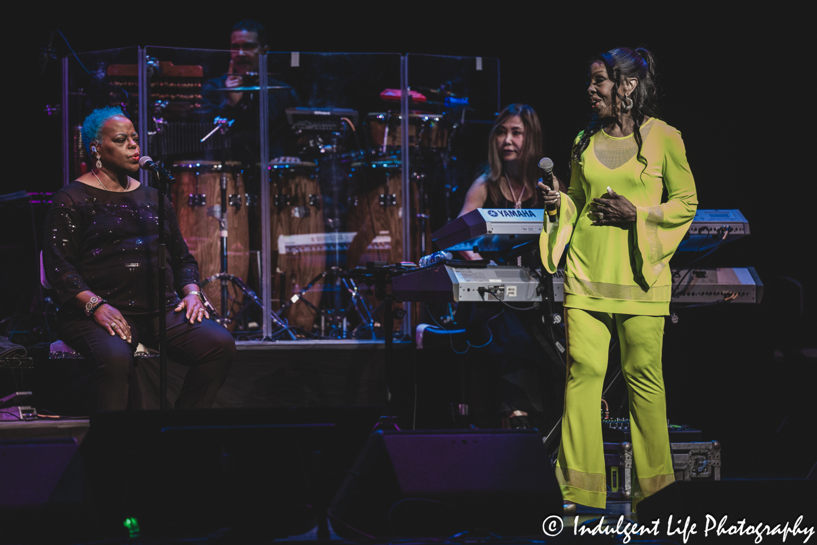 Gladys Knight performing live at Kauffman Center's Muriel Kauffman Theatre in downtown Kansas City, MO on November 19, 2023.
