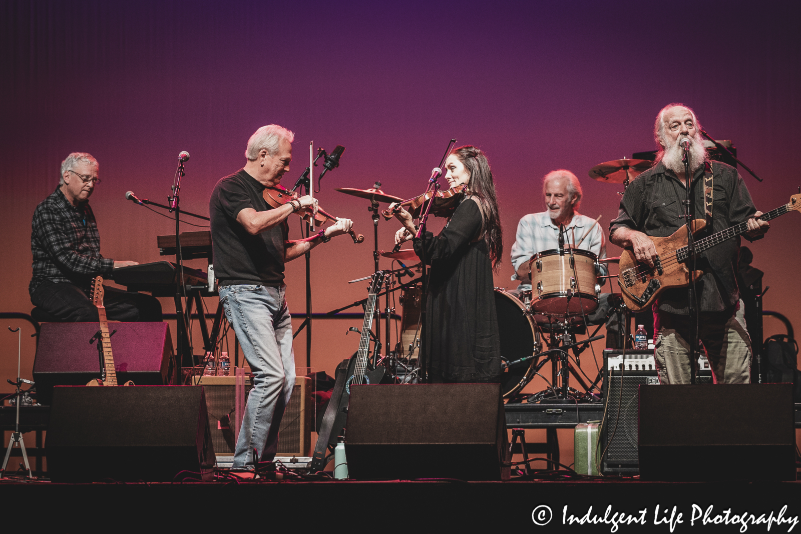 John Dillon and Molly Healey of The Ozark Mountain Daredevils player violins together at Ameristar Casino in Kansas City, MO on November 11, 2023.