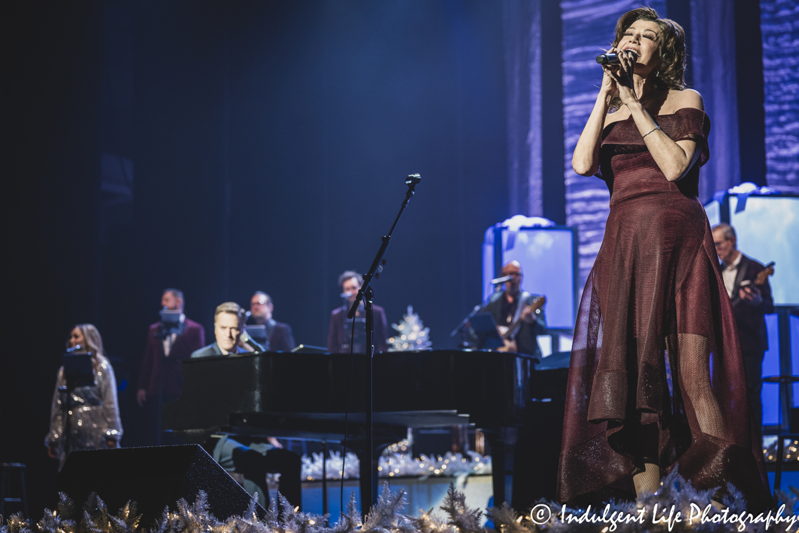 Amy Grant and Michael W. Smith performing live together during their Christmas concert at Music Hall in downtown Kansas City, MO on November 30, 2023.