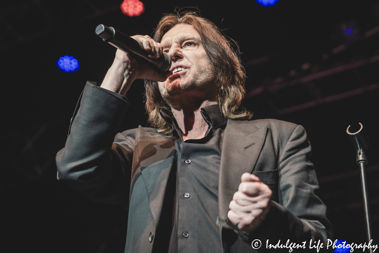 John Waite opening up with his cover of Holly Knight's "Change" during his concert at Ameristar Casino's Star Pavilion in Kansas City, MO on March 8, 2025.
