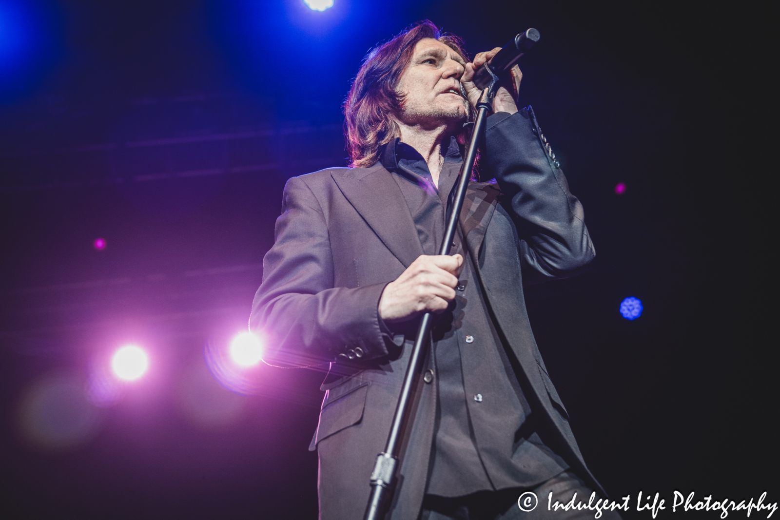 John Waite singing his cover of "Tears" by Peter Criss live at Ameristar Casino's Star Pavilion in Kansas City, MO on March 8, 2025.