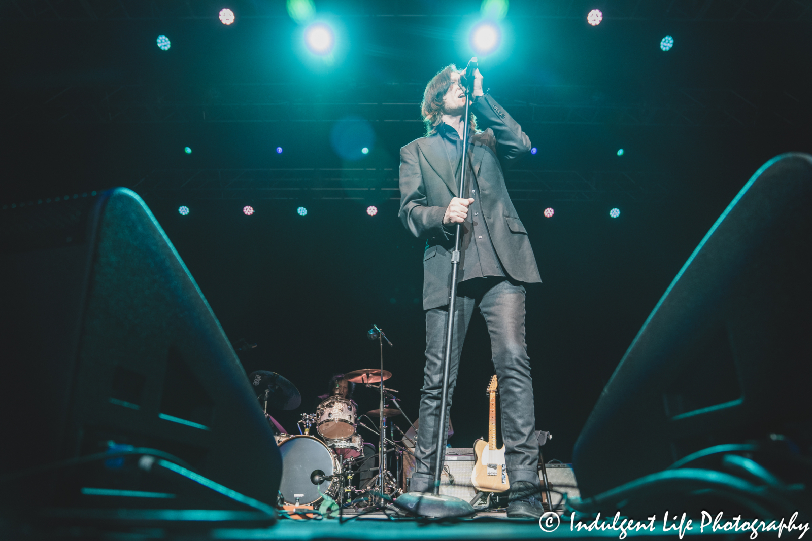 John Waite and drummer Alan Childs performing live together at Ameristar Casino in Kansas City, MO on March 8, 2025.