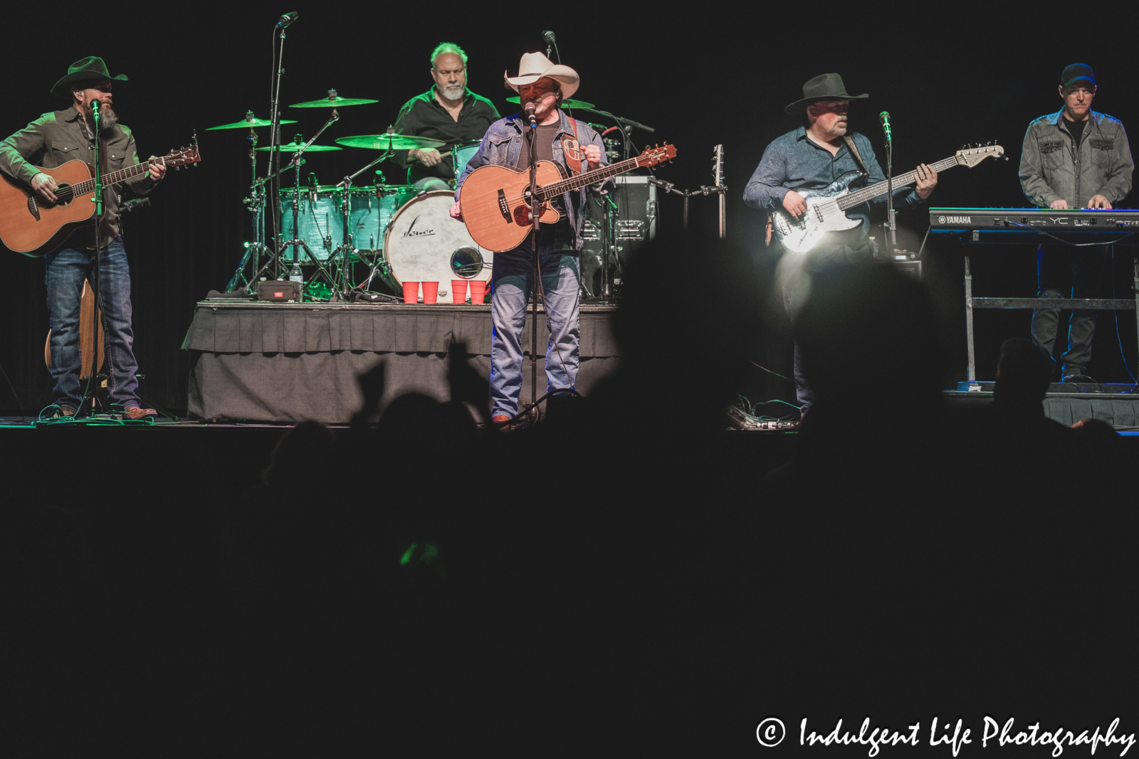Mark Chesnutt performing with his band at Ameristar Casino's Star Pavilion in Kansas City, MO on March 7, 2025.