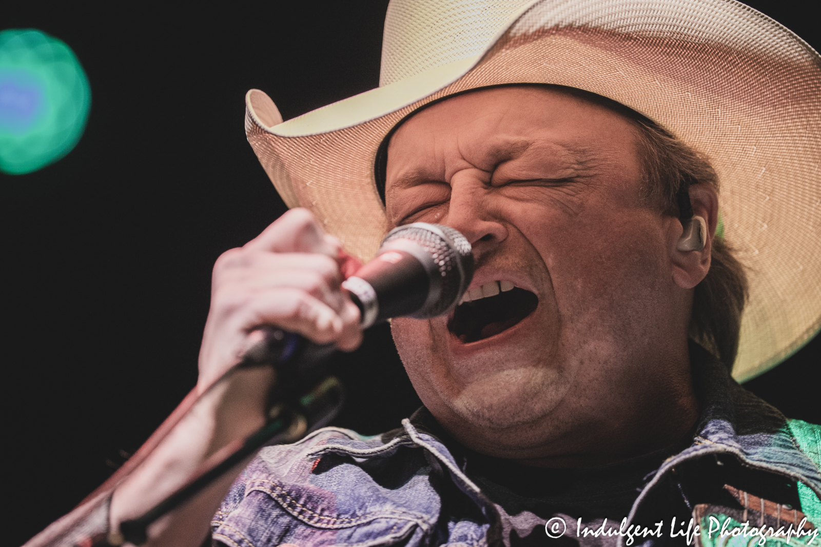 Mark Chesnutt performing live at Ameristar Casino's Star Pavilion in Kansas City, MO on March 7, 2025.