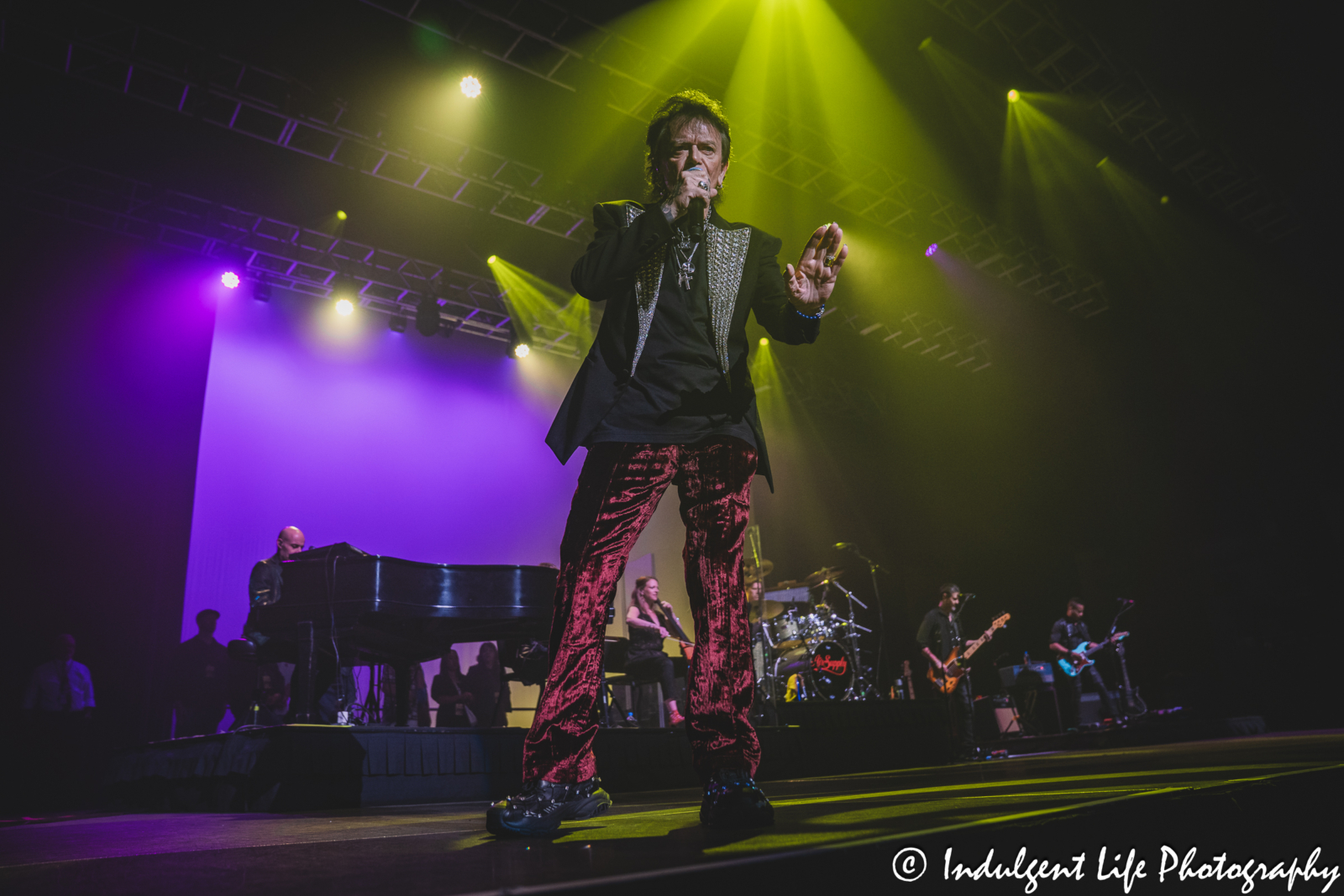 Russell Hitchcock of Air Supply performing "Sweet Dreams" at Ameristar Casino in Kansas City, MO on May 17, 2025.