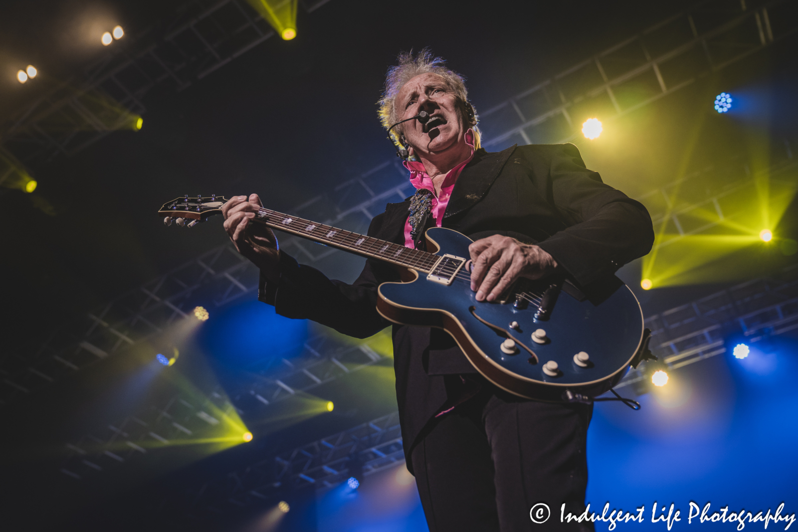 Graham Russell of Air Supply playing the guitar and performing "Even the Nights Are Better" at Ameristar Casino in Kansas City, MO on May 17, 2025.