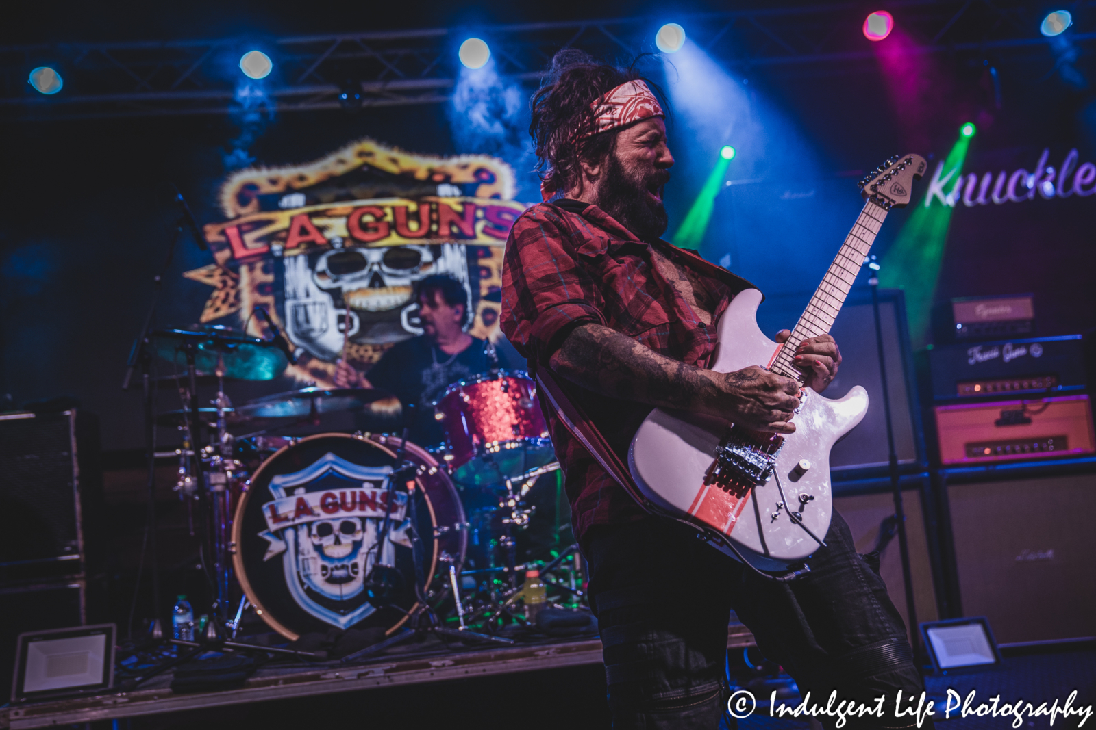 L.A. Guns guitarist Tracii Guns and drummer Shawn Duncan performing together at Knuckleheads Saloon in Kansas City, MO on May 22, 2025.