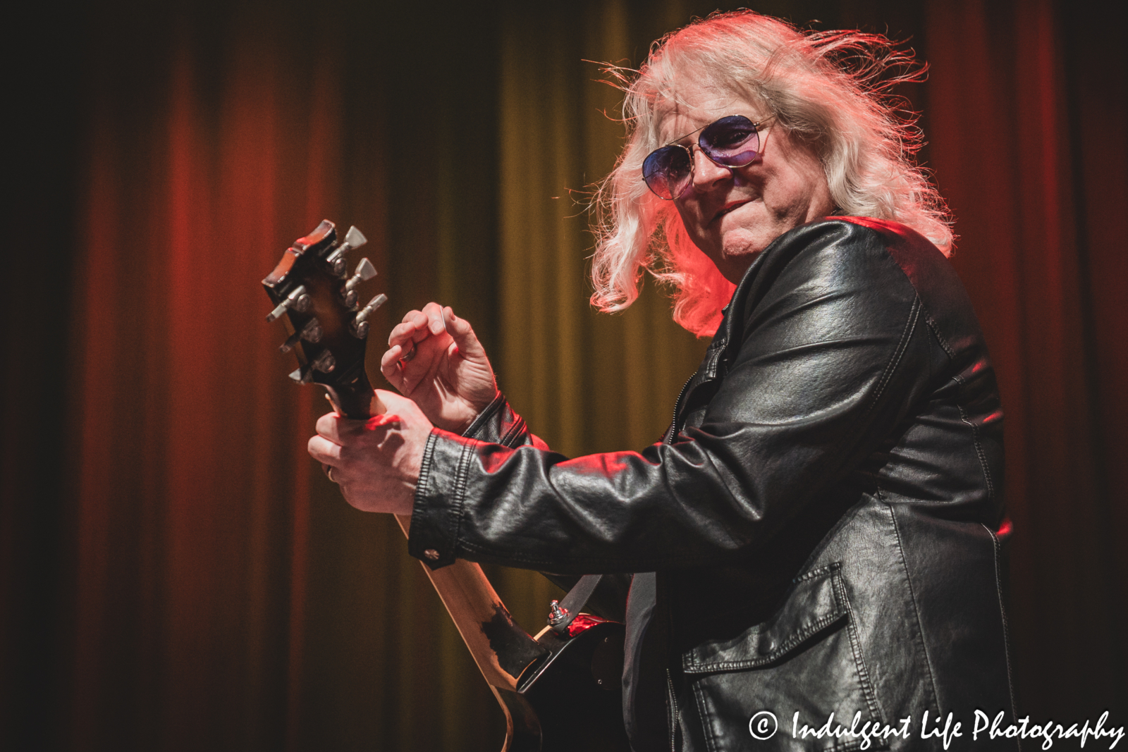 Missouri guitarist Rusty Crewse performing live at Star Pavilion inside of Ameristar Casino in Kansas City, MO on April 26, 2025.