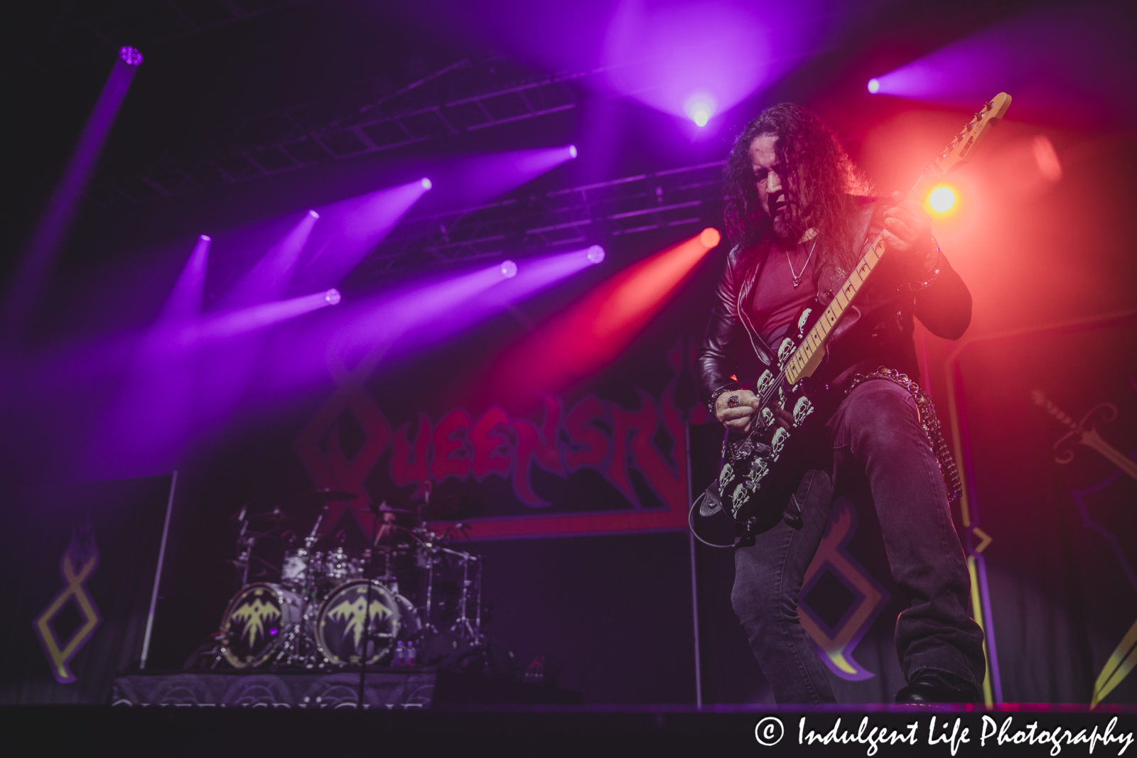 Founding member and guitarist Michael Wilton of Queensrÿche live in concert at Star Pavilion inside of Ameristar Casino in Kansas City, MO on May 16, 2025.
