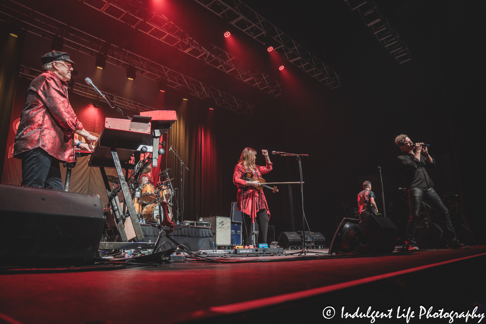 Live concert performance featuring Shooting Star at Ameristar Casino Hotel Kansas City on April 26, 2025.