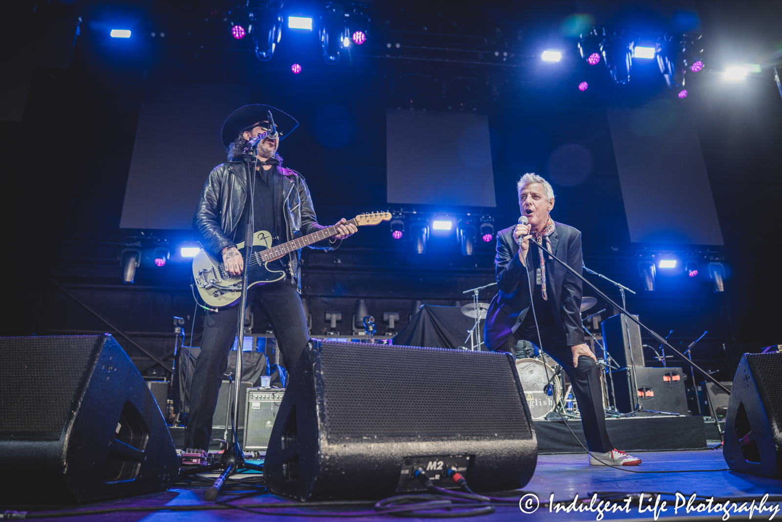 Modern English frontman Robbie Grey performing "Gathering Dust" with guitarist Gabriel Sullivan at Hollywood Casino Amphitheater in Maryland Heights, MO on June 5, 2025.