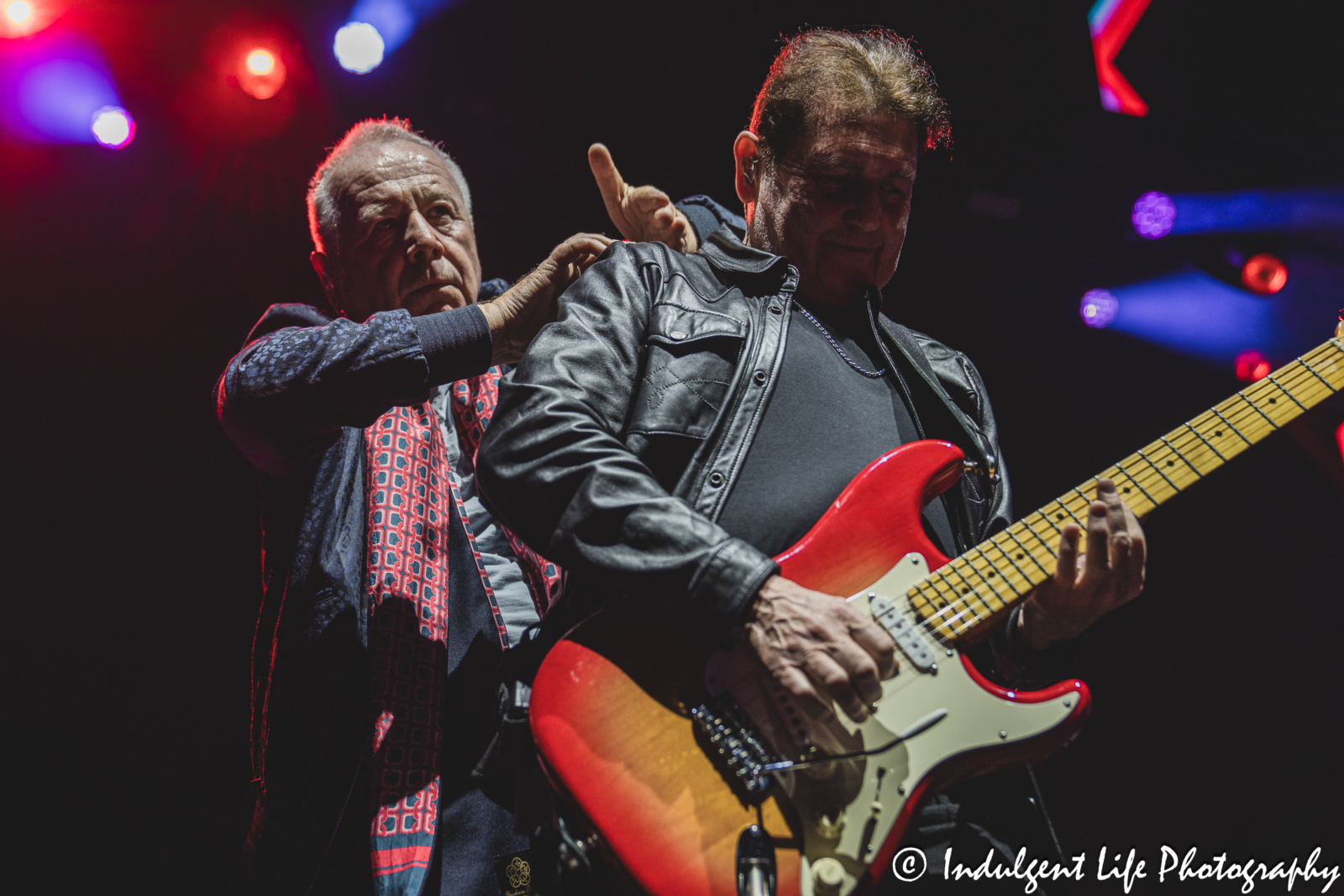 Simple Minds founding members Charlie Burchill and Jim Kerr performing "I Travel" in concert together on the band's "Alive & Kicking" tour at Hollywood Casino Amphitheater in Maryland Heights, MO on June 5, 2025.