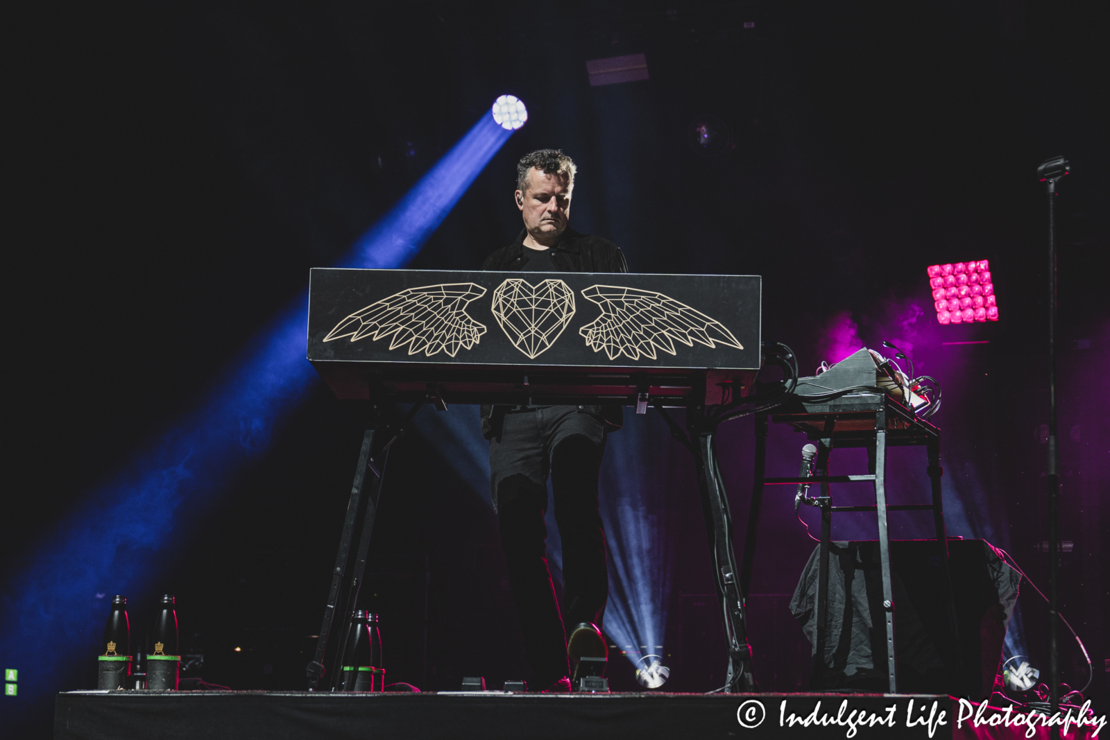 Simple Minds keyboard player Erik Ljunggren performing "I Travel" live in concert on the band's "Alive & Kicking" tour at Hollywood Casino Amphitheater in Maryland Heights, MO on June 5, 2025.