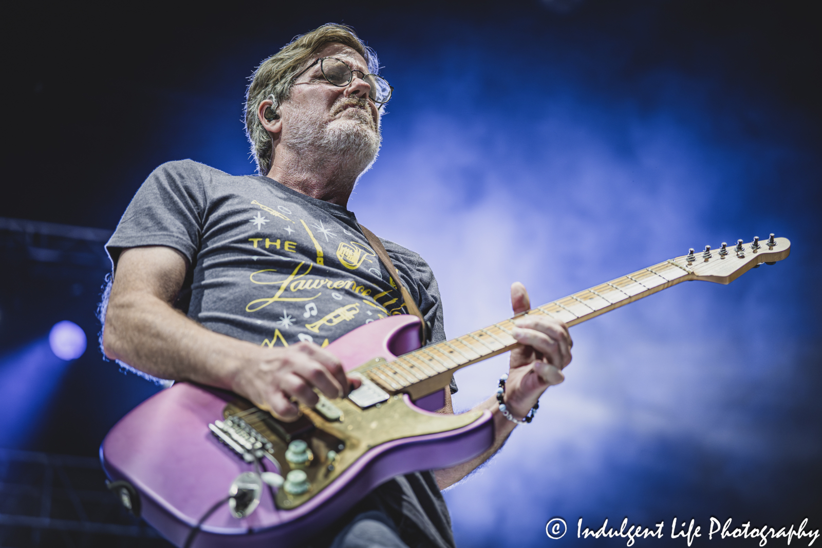 Little River Band guitarist Bruce Wallace live in concert at Azura Amphitheater in Bonner Springs, KS on September 25, 2025.