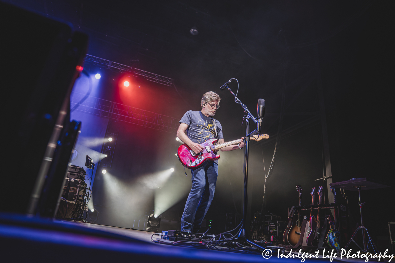 Little River Band guitarist Bruce Wallace live in concert performing "Reminiscing" at Azura Amphitheater in Bonner Springs, KS on September 25, 2025.