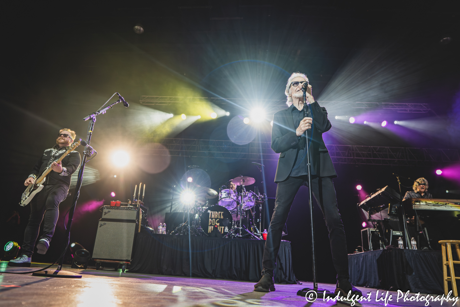 Three Dog Night frontman and founding member Danny Hutton performing live at Azura Amphitheater in Bonner Springs, KS on September 25, 2025.