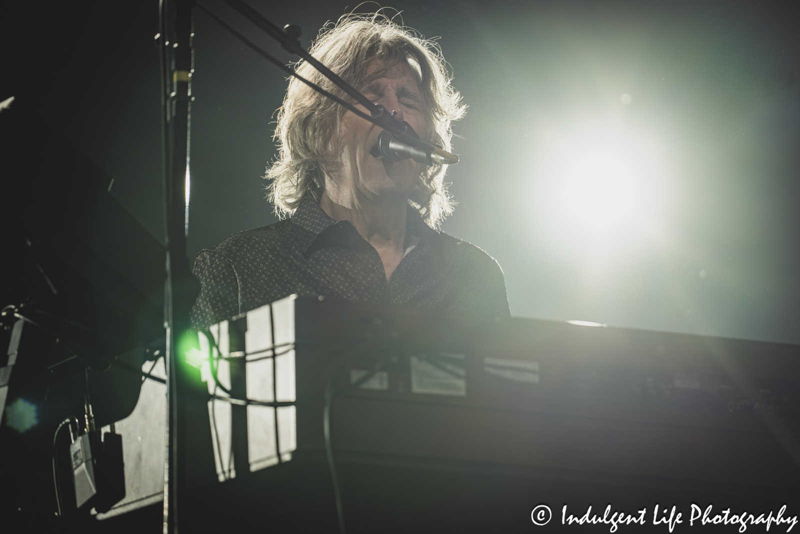 Keyboard player Howard Laravea of Three Dog Night performing live in concert at Azura Amphitheater in Bonner Springs, KS on September 25, 2025.