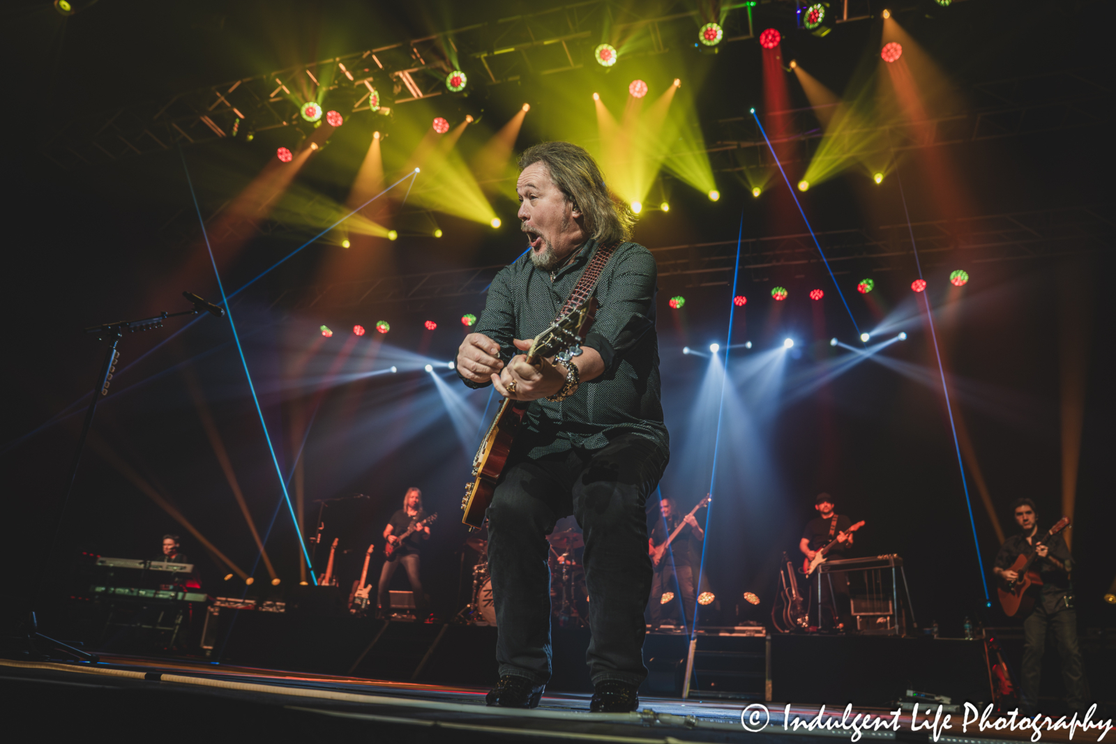 Travis Tritt opening up his concert with "Put Some Drive in Your Country" at Ameristar Casino's Star Pavilion in Kansas City, MO on October 18, 2025.