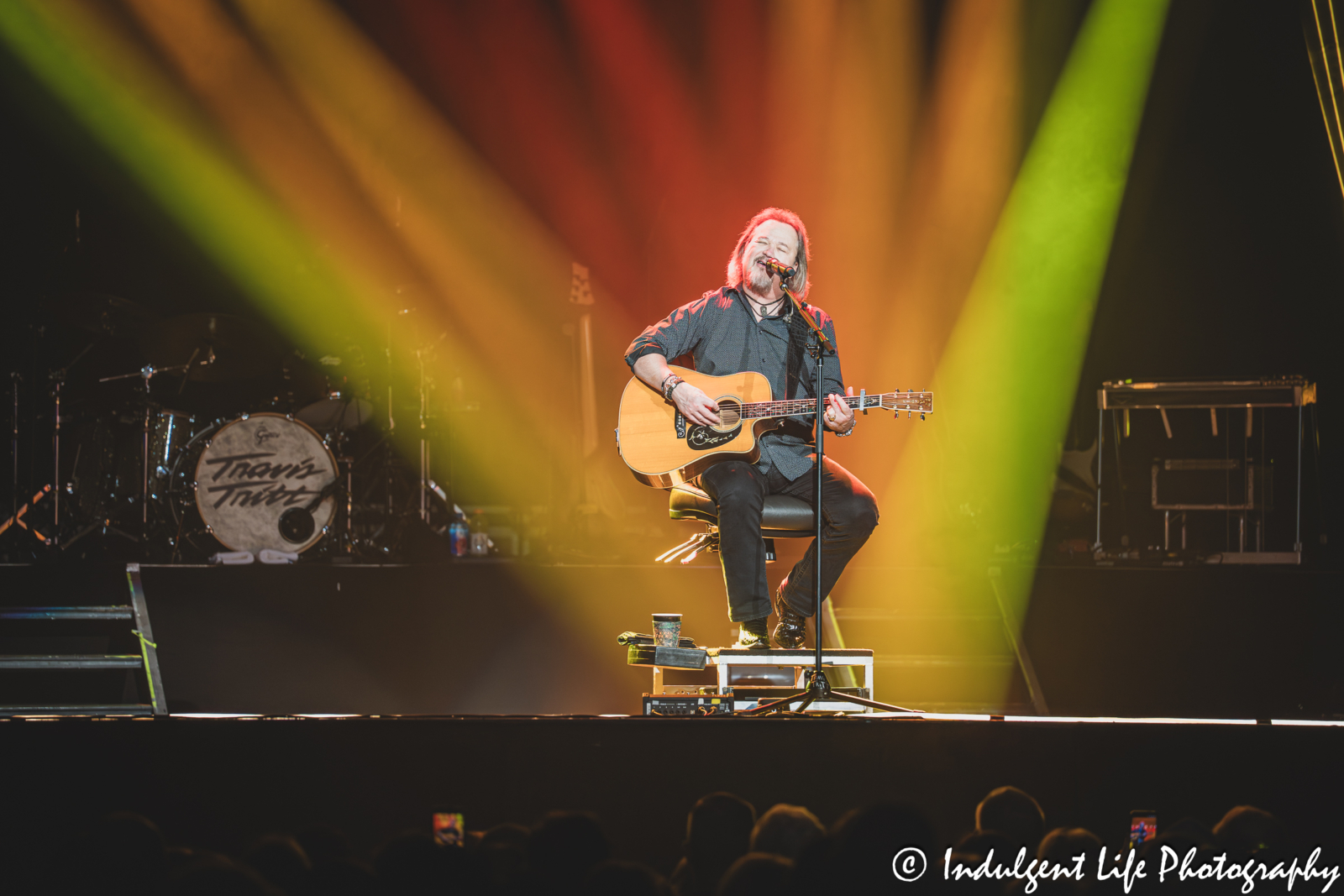 Travis Tritt playing the guitar and performing acoustically live in concert at Ameristar Casino's Star Pavilion in Kansas City, MO on October 18, 2025.